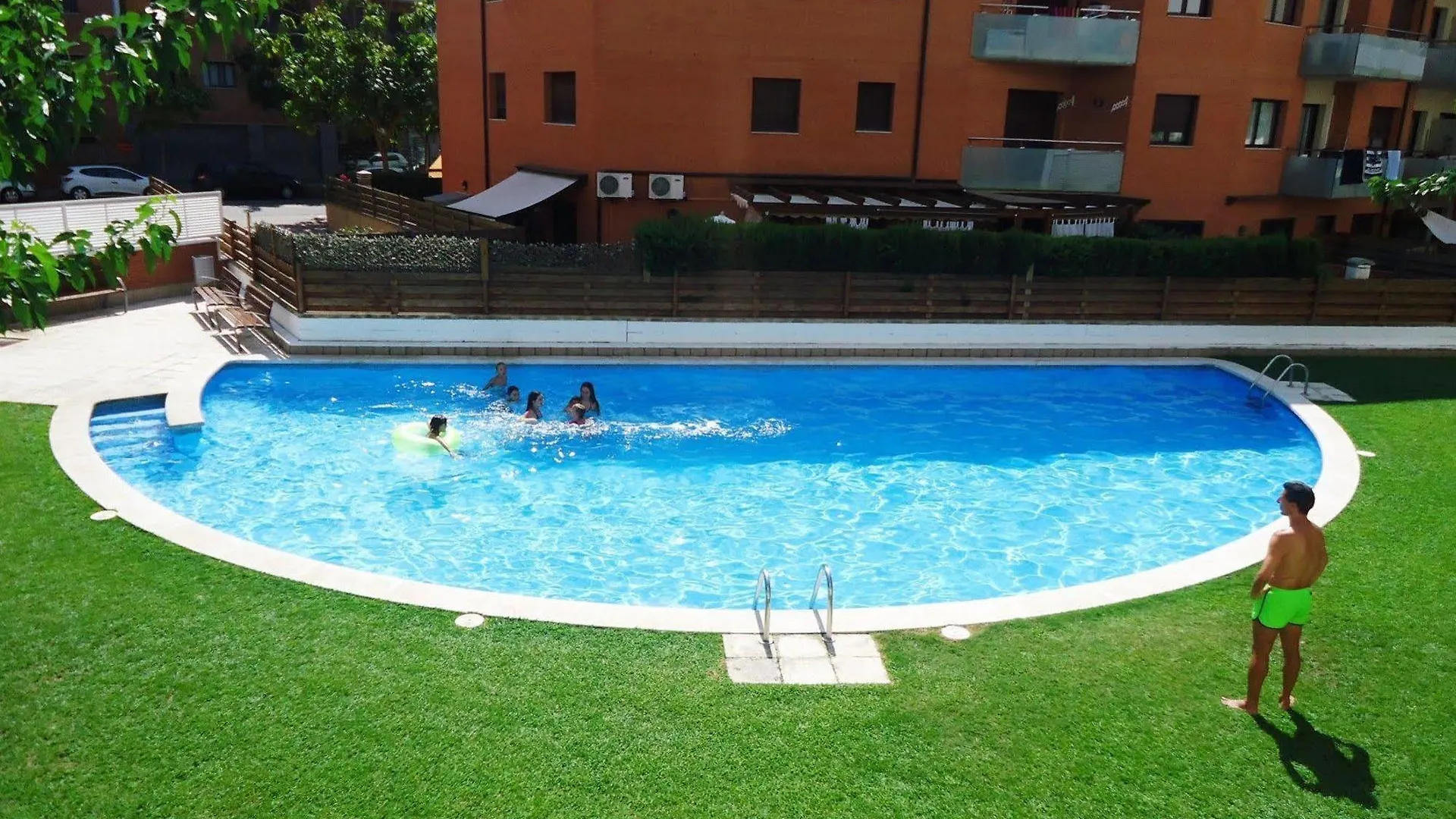 Apartment Mi Casa Fenals Family location